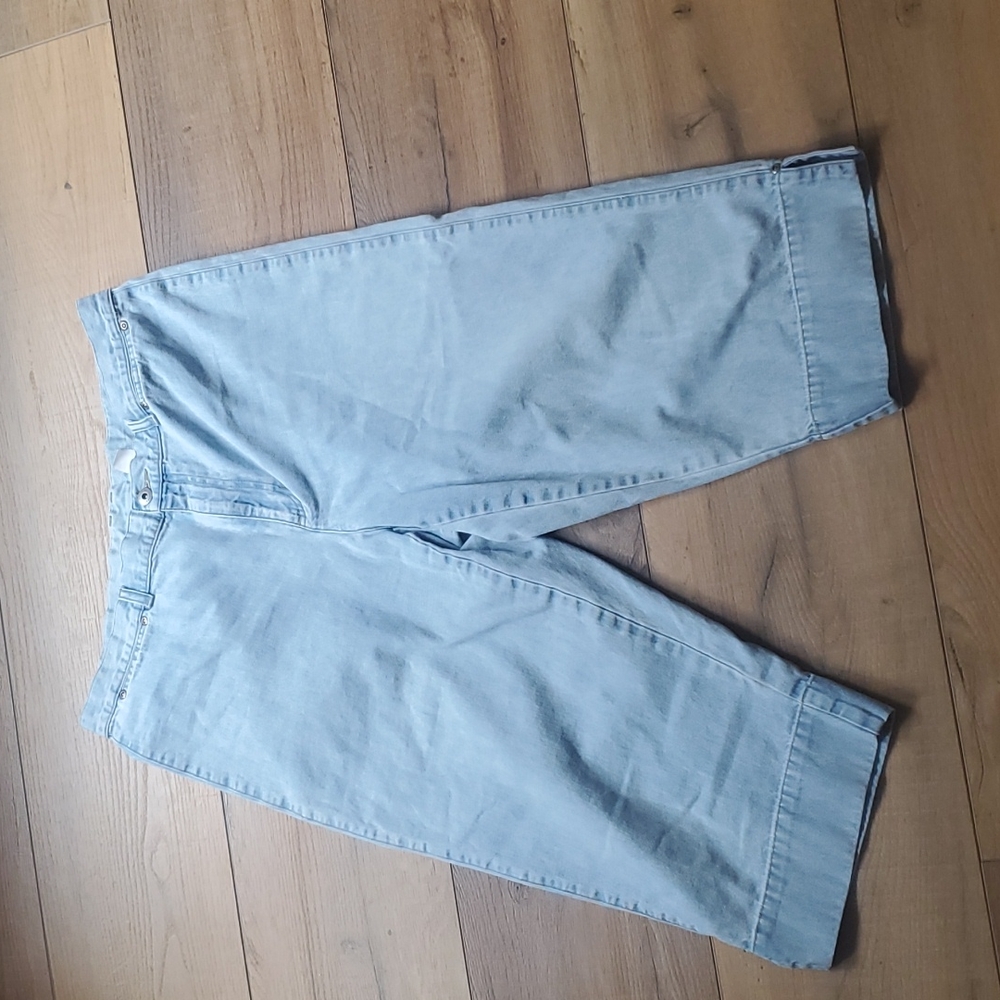 Liz Claborne denim capris